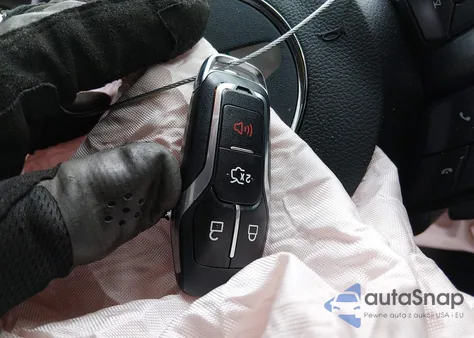 2015 Ford Mustang Ecoboost z USA, uszkodzony, nr VIN 1FA6P8TH4F5336791